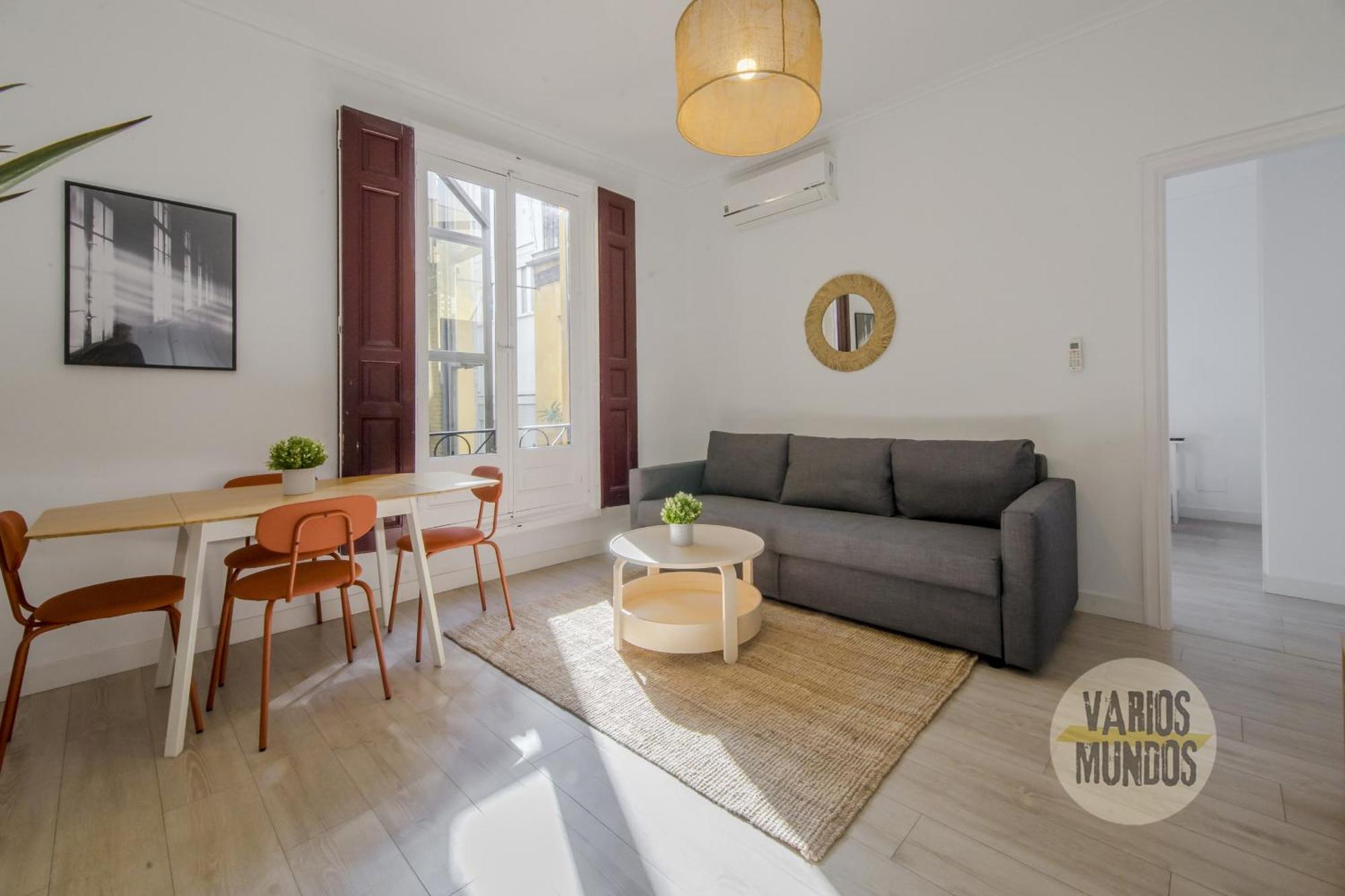 Elegant Apt Para 4Pax En Las Letras-Cortes Madrid Exterior photo