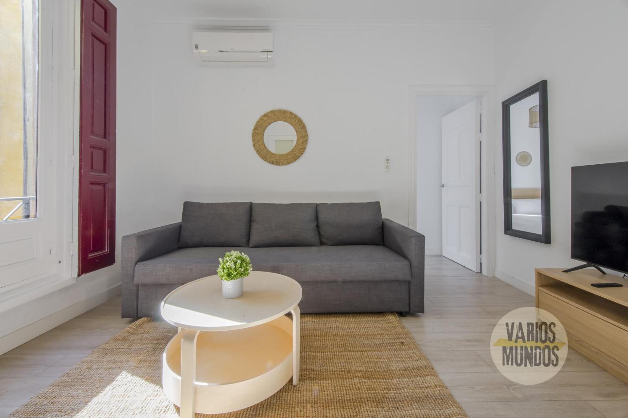 Elegant Apt Para 4Pax En Las Letras-Cortes Madrid Exterior photo