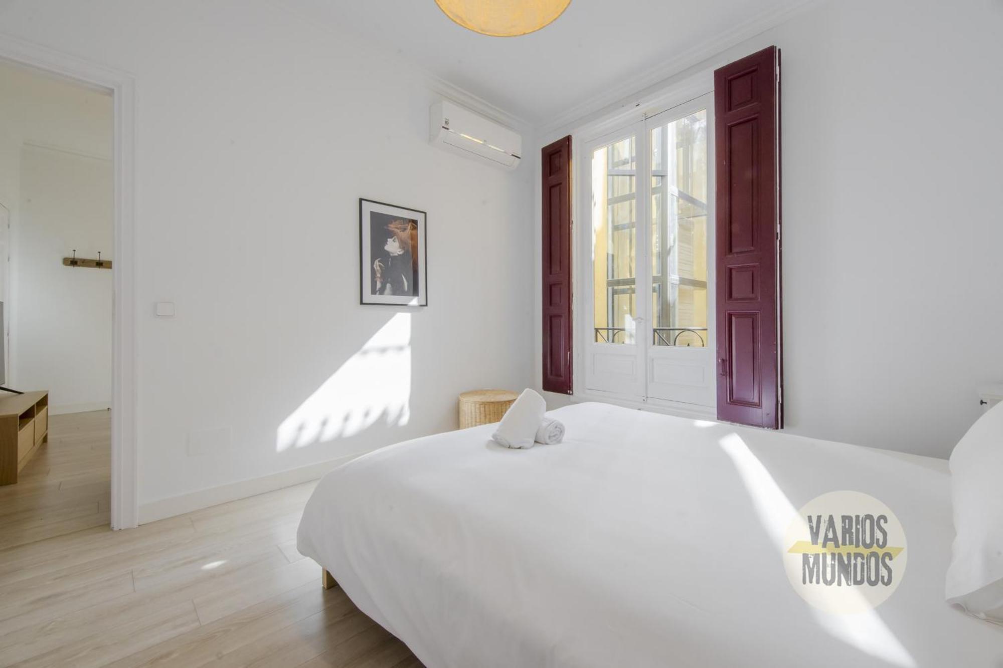 Elegant Apt Para 4Pax En Las Letras-Cortes Madrid Exterior photo